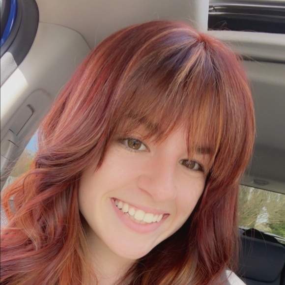 Meet your Posher, Hali - Picture 1 of 1